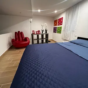 https://donna-beatrice.palermohotels.org